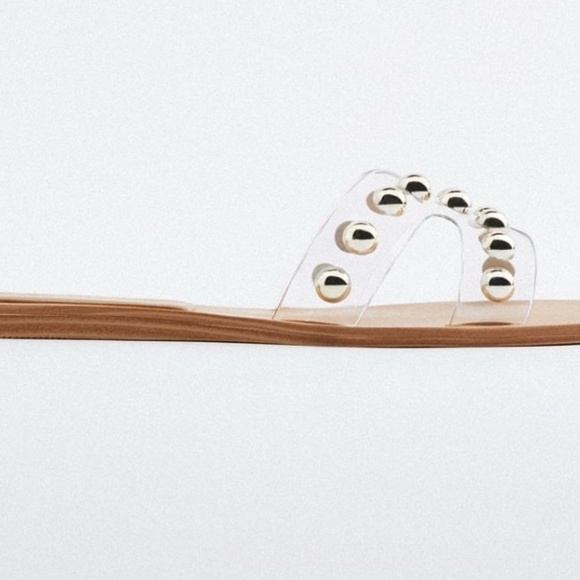 ZARA, Stylish Tan Sandals with Gold Accents - Picture 7 of 7